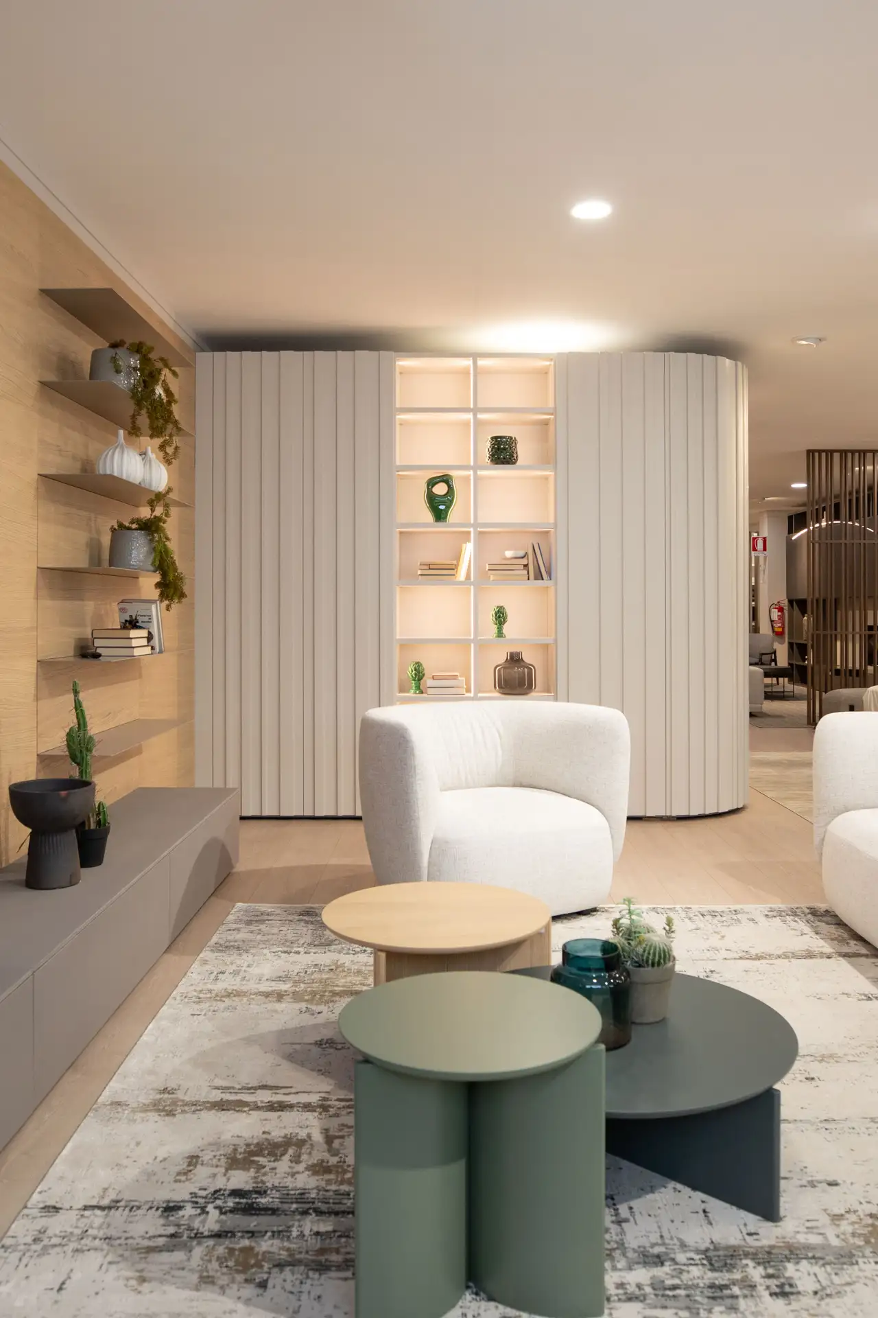 Showroom mobili Folini Arredamenti 8